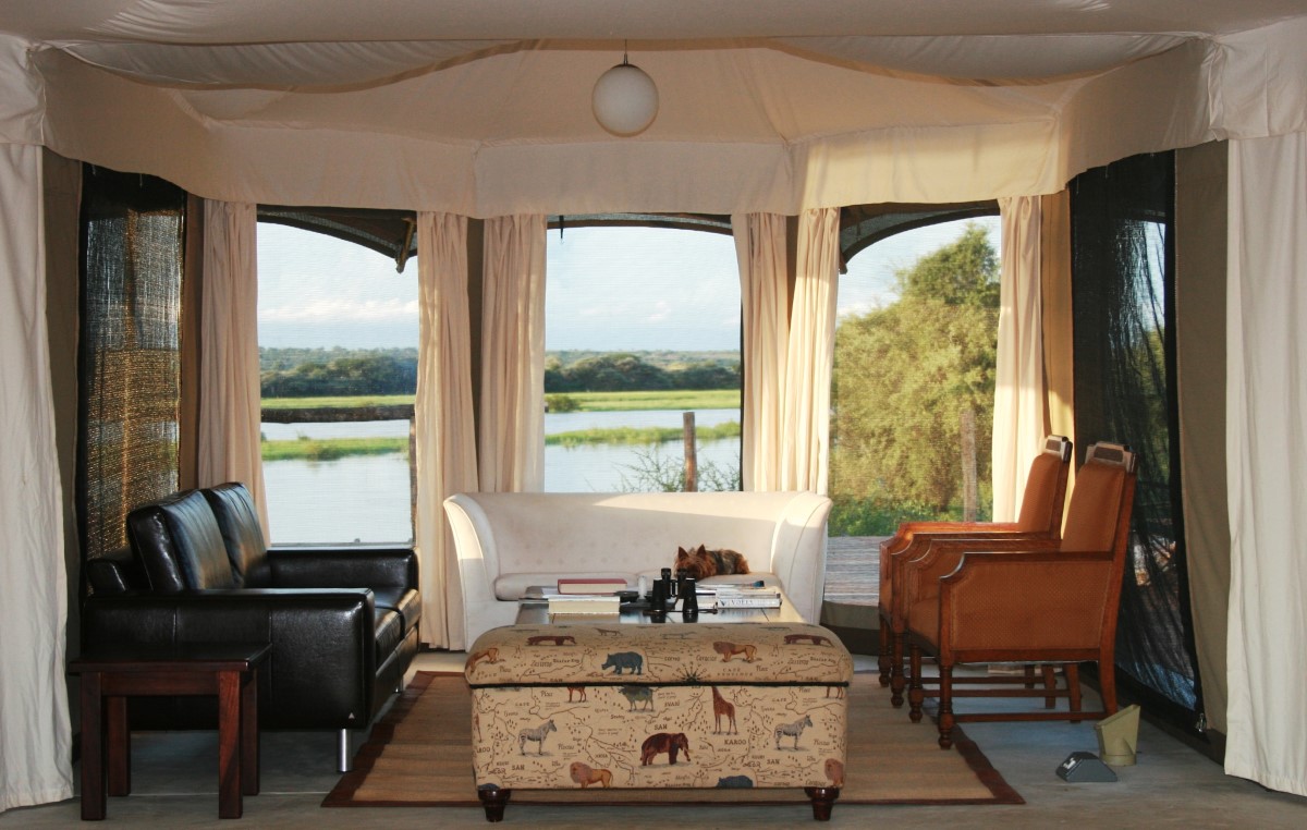 Taranga Safari Lodge Lounge